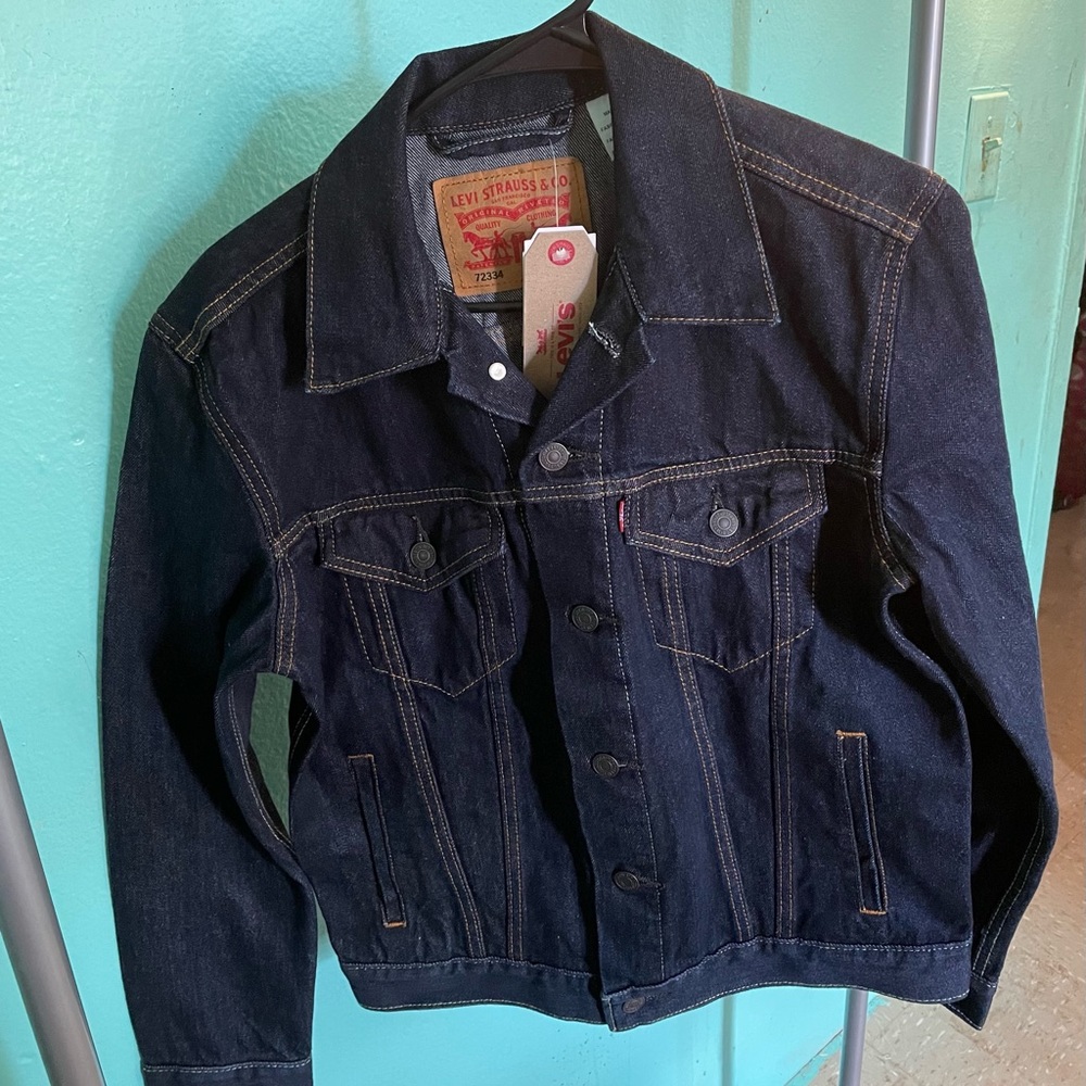 Men Denim Levi’s Jacket